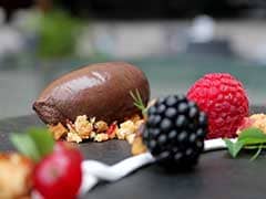 Dark Chocolate Mousse Quenelle