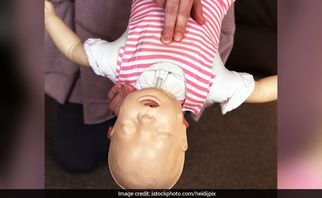 9 Expert Recommended Tips To Follow When Your Baby Is Choking