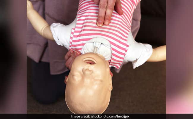 9 Expert Recommended Tips To Follow When Your Baby Is Choking