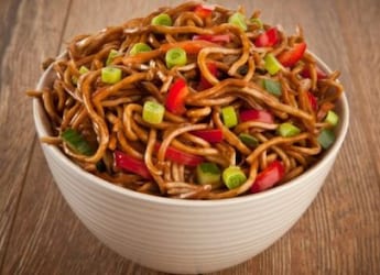 Want To Make Perfect Veg Chowmein At Home? Follow These Pro Tips Want To Make Perfect Veg Chowmein At Home? Follow These Pro Tips