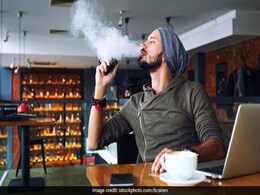 सिर्फ 'COOL' दिखने के लिए युवा अपना रहे हैं ये जानलेवा आदत सिर्फ 'COOL' दिखने के लिए युवा अपना रहे हैं ये जानलेवा आदत