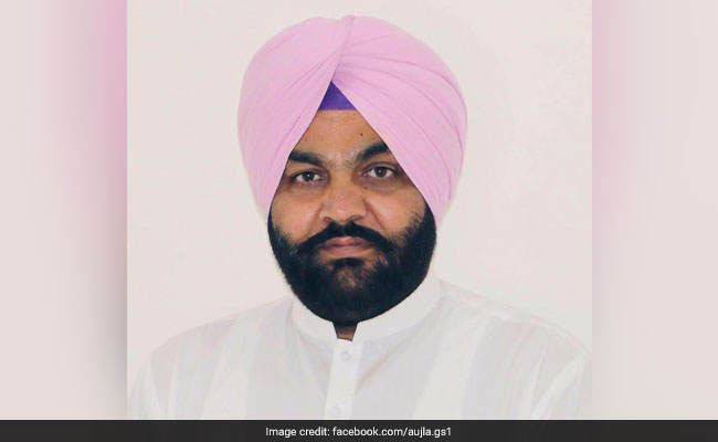 Amritsar MP Donates Funds To Chandigarh Golf Club, Courts Controversy