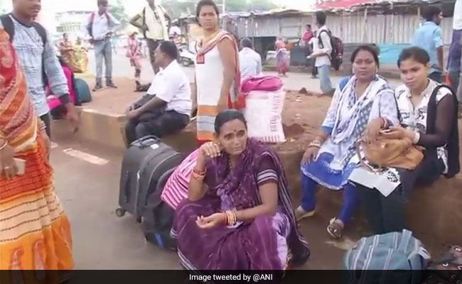 पेट्रोल-डीजल की कीमतों पर कांग्रेस का भुवनेश्वर में प्रदर्शन, जगह-जगह चक्का जाम से यात्री बेहाल