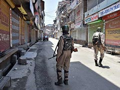 20 CRPF Men Run Round-The-Clock Helpline From A Room To Help Kashmiris