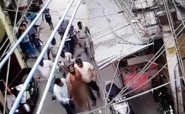 Man Accused Of Trespassing Forced To Walk Naked Allegedly By Delhi Cops