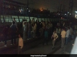 Delhi Metro Blue Line Services Affected As Security Personnel Hits Manager Delhi Metro Blue Line Services Affected As Security Personnel Hits Manager