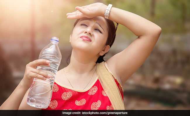 Delhi Experiences One Of The Hottest Mornings This Summer, Air Quality Worsens