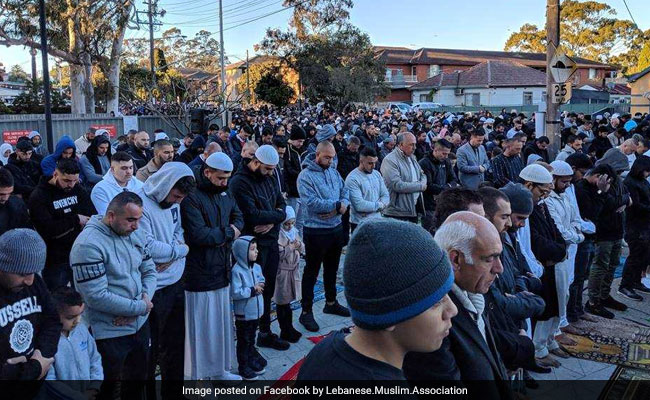 30,000 Australian Muslims Pray To End "Worst Drought In Living Memory"