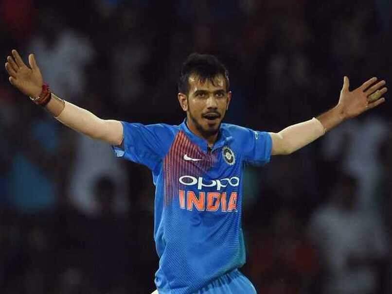 Ind vs Eng:When Yuzvendra Chahal Raises His Bat in 2nd ODI Ind vs Eng:When Yuzvendra Chahal Raises His Bat in 2nd ODI