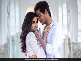 Dhadak Trailer: जाह्नवी कपूर का शानदार डेब्यू, ईशान खट्टर के साथ राजस्थानी रंग में दिखीं Dhadak Trailer: जाह्नवी कपूर का शानदार डेब्यू, ईशान खट्टर के साथ राजस्थानी रंग में दिखीं