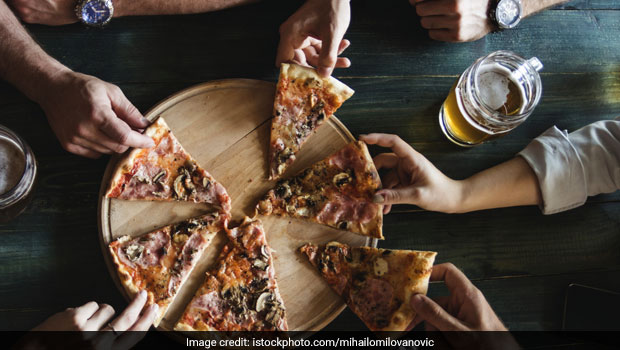 Happy Friendship Day 2019: Top Restaurant Deals In Delhi-NCR For Your Friendship Day Feast