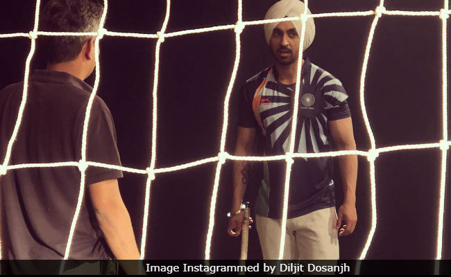 Diljit Dosanjh Posts Pic From Sets Of Hockey Star Sandeep Singh Biopic <i>Soorma</i>