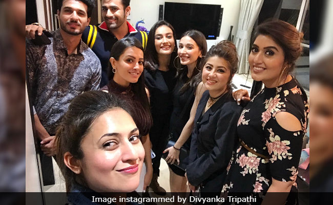 With Divyanka Tripathi, The Party Continues At Anita Hassanandani's New Home. Because, <i>Yeh Hai Mohabbatein</i>