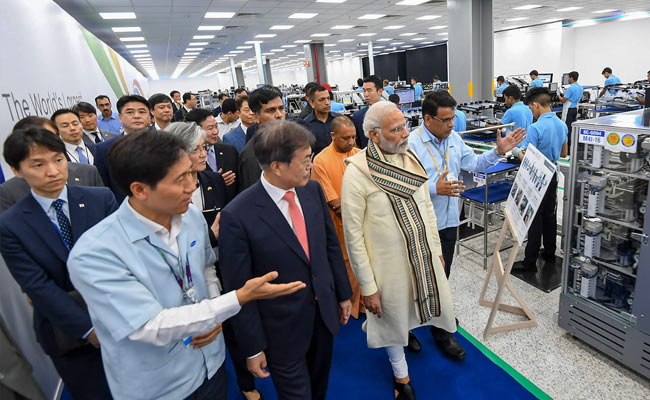 PM Modi Opens World's Largest Cellphone Factory Near Delhi