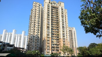 NRIs Buy DLF Properties Worth Rs 5,250 Crore In April-December, Contribute 32% To Total Sales