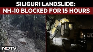 Siliguri Landslide Blocks NH-10, Several Vehicles Stranded