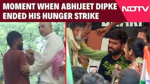 CJP Leader Protest | Moment When CJP Leader Abhijeet Dipke Ended His Hunger Strike At Jantar Mantar