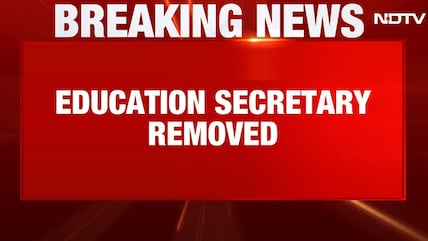 Education Secretary Replaced By Centre Amid CJP Protests Against Paper Leaks
