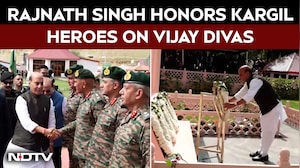 Kargil Diwas | Kargil Vijay Divas: Rajnath Singh Pays Tribute At Dras War Memorial