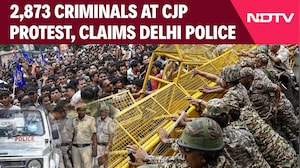 Delhi Police Claims 2,873 People With Criminal Records Infiltrated CJP Protest