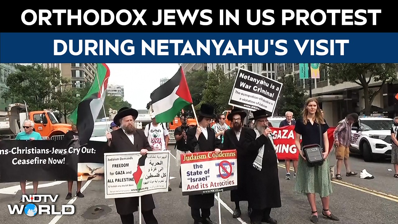 'Peace, Not War': Orthodox Jews Protest Outside White House During Netanyahu's Visit