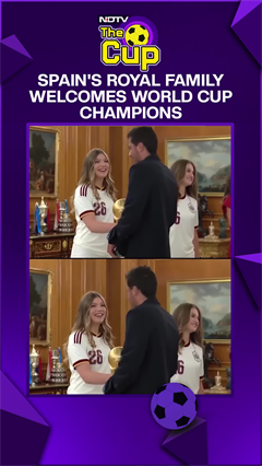 Spains Royal Family Welcomes World Cup Champions To Zarzuela Palace