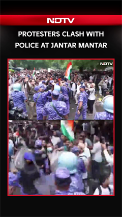 Jantar Mantar Protest | Lathicharge By Cops, Chaos Ahead Of CJP's March To Parliament