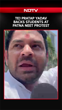 Tej Pratap Yadav Backs Students At Patna NEET Protest