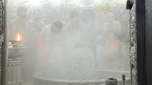 सावन के पहले दिन बाबा महाकाल की भस्म आरती के दिव्य दर्शन, भक्त बोले- 'ऐसा सौभाग्य हर जन्म में नहीं मिलता'