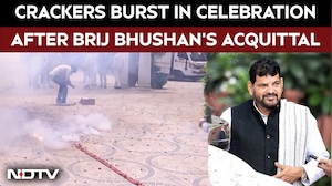 Crackers Burst At Brij Bhushan&rsquo;s House After Acquittal In Wrestlers' Harassment Case