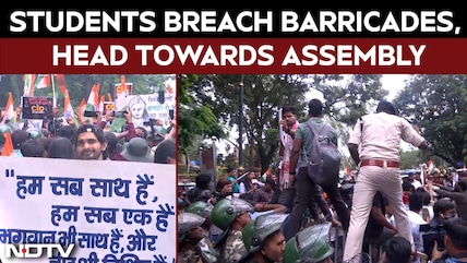 Protesting Jharkhand Students Breach Barricades, Head Towards Assembly