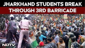 Protesting Jharkhand Students Breach Third Barricade Marching Towards Assembly