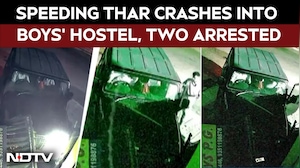 Jaipur Viral News | Speeding Thar Crashes Into Jaipur Boys&rsquo; Hostel, Two Arrested