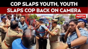 Cop Slaps Youth, Youth Slaps Back In Tamil Nadu's Thanjavur; Video Goes Viral