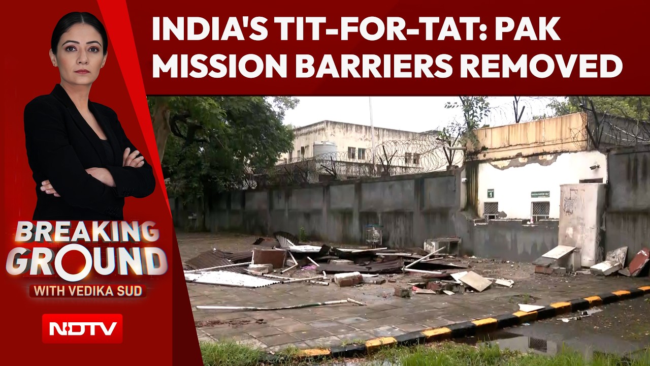 India-Pak Diplomatic Row: Delhi Removes Un-authorised Structures Outside Pakistan High Commission