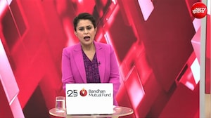 पटना में छात्रों का फूटा गुस्सा! बैरिकेड तोड़ CM आवास घेरने पर अभ्यर्थियों पर लाठीचार्ज!