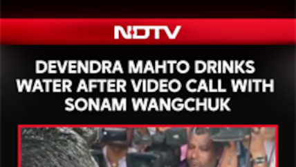 Jharkhand Protest: Devendra Mahto Drinks Water After Video Call With Sonam Wangchuk