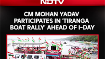 CM Mohan Yadav Leads Grand &lsquo;Tiranga Boat Rally&rsquo; In Bhopal