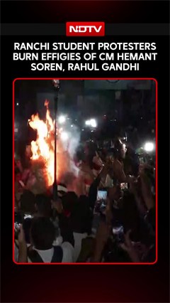 Jharkhand Protesting Students Burn Effigies Of CM Hemant Soren, Rahul Gandhi As Protests Intensify