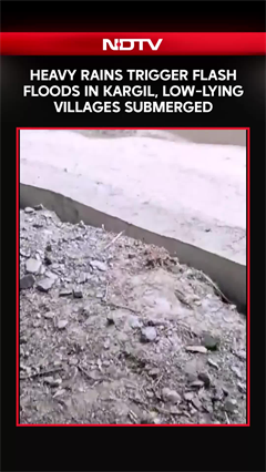Jammu & Kashmir Floods | Heavy Rains Trigger Flash Floods In Kargil, Low-Lying Villages Submerged