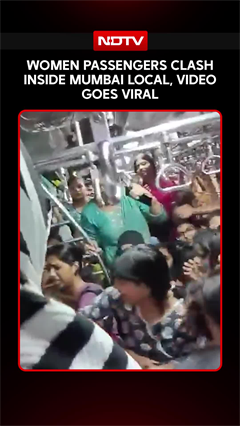 Mumbai Local Fight Viral Video: Women Passengers Clash Inside Andheri-Virar Train