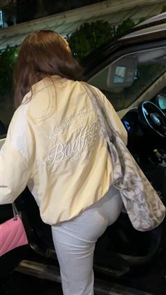 Whosthat360