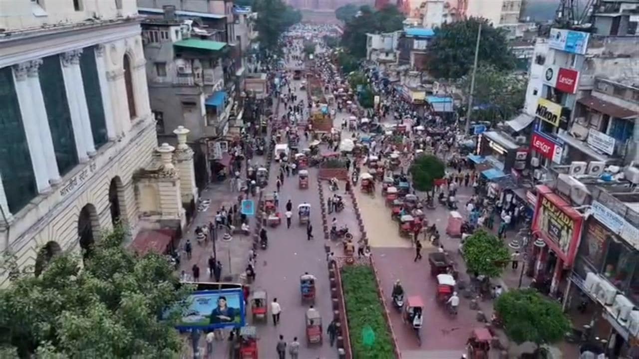 NDTV की ग्राउंड रिपोर्ट के बाद एक्शन, लाल किले के पास अवैध पार्किंग नेटवर्क पर कार्रवाई