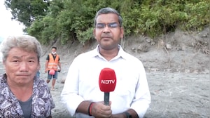 तीन बेटों को खोजता पिता, नेपाल की तबाही के बीच झकझोर देगा VIDEO