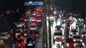 Delhi Rain: भारी बारिश के बाद थम गई दिल्ली, ITO पर ट्रैफिक जाम