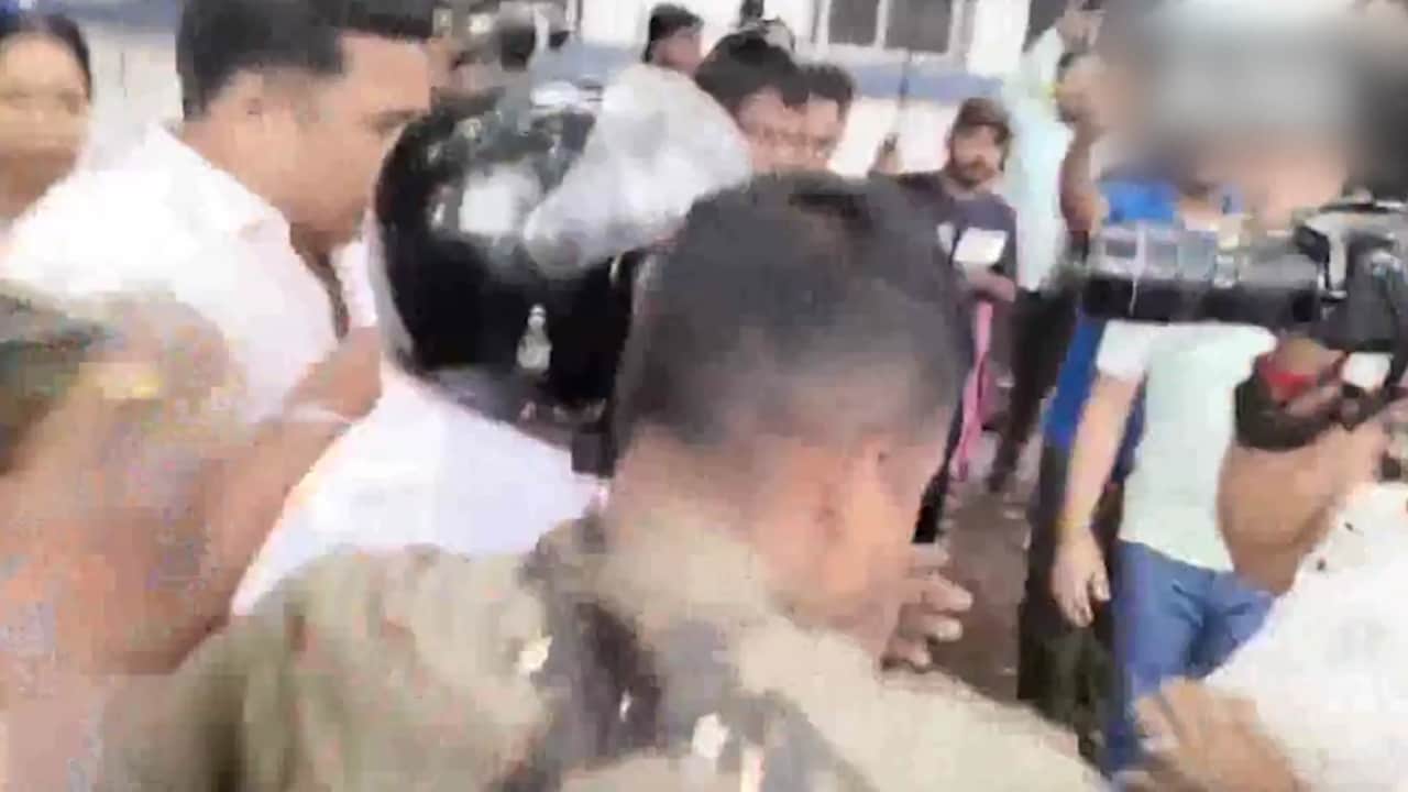 आरजी कर रेप केस में गिरफ्तार TMC के पूर्व विधायक पर भीड़ का हमला