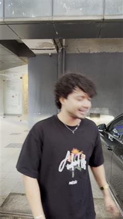 Whosthat360