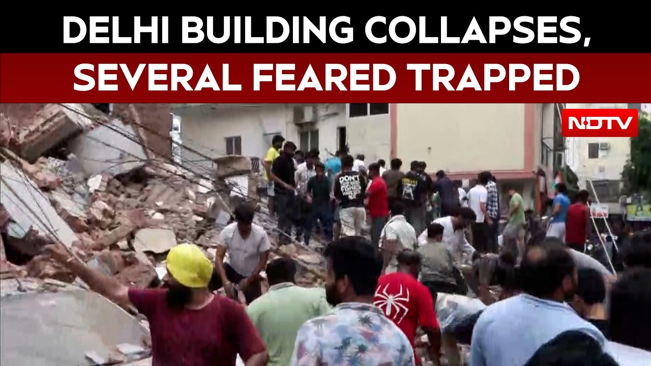Delhi News | Delhi Building Collapses Near Satya Niketan, Several Feared Trapped