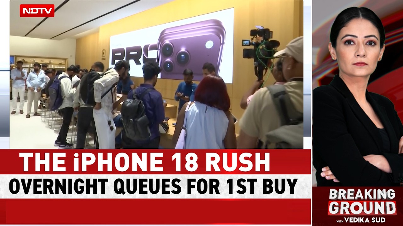 Apple iPhone | Long Queues Outside Apple Stores In India As Sale Of iPhone 18 Pro, 18 Pro Max Begins