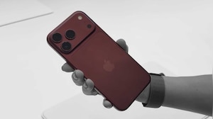iPhone 18 Pro Max Review, Tata Sierra First Look, New UPI Rules & Why AI CEOs Want Regulation | TECH